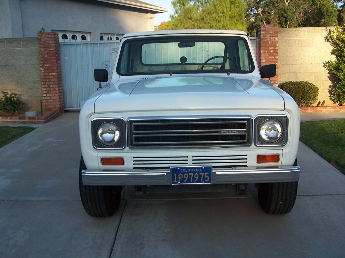 International-scout-terra-ii-1979-white-3
