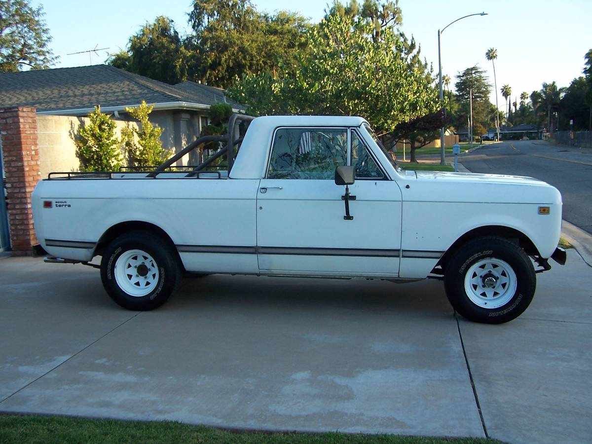 International-scout-terra-ii-1979-white