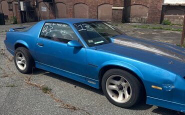 Iroc-camaro-1985-blue-1
