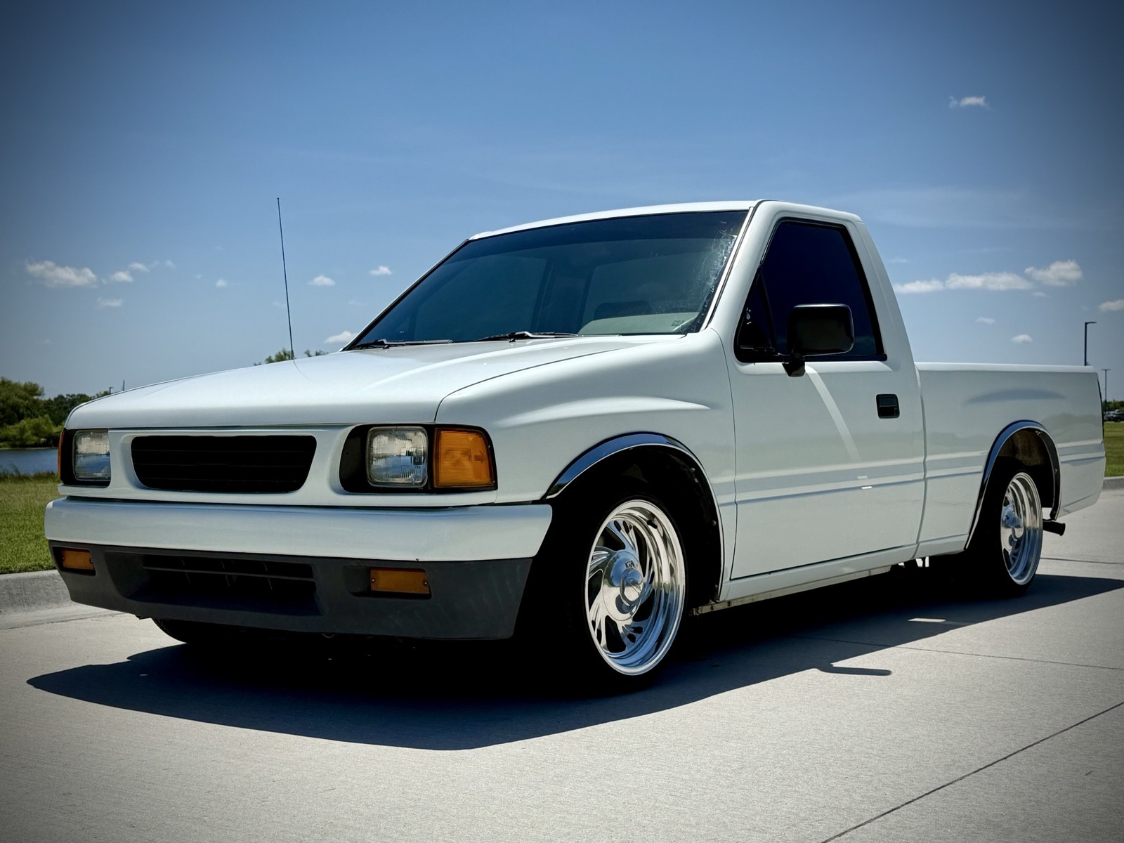 Isuzu-Conventional-1991-1