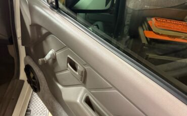 Isuzu-Conventional-1991-13