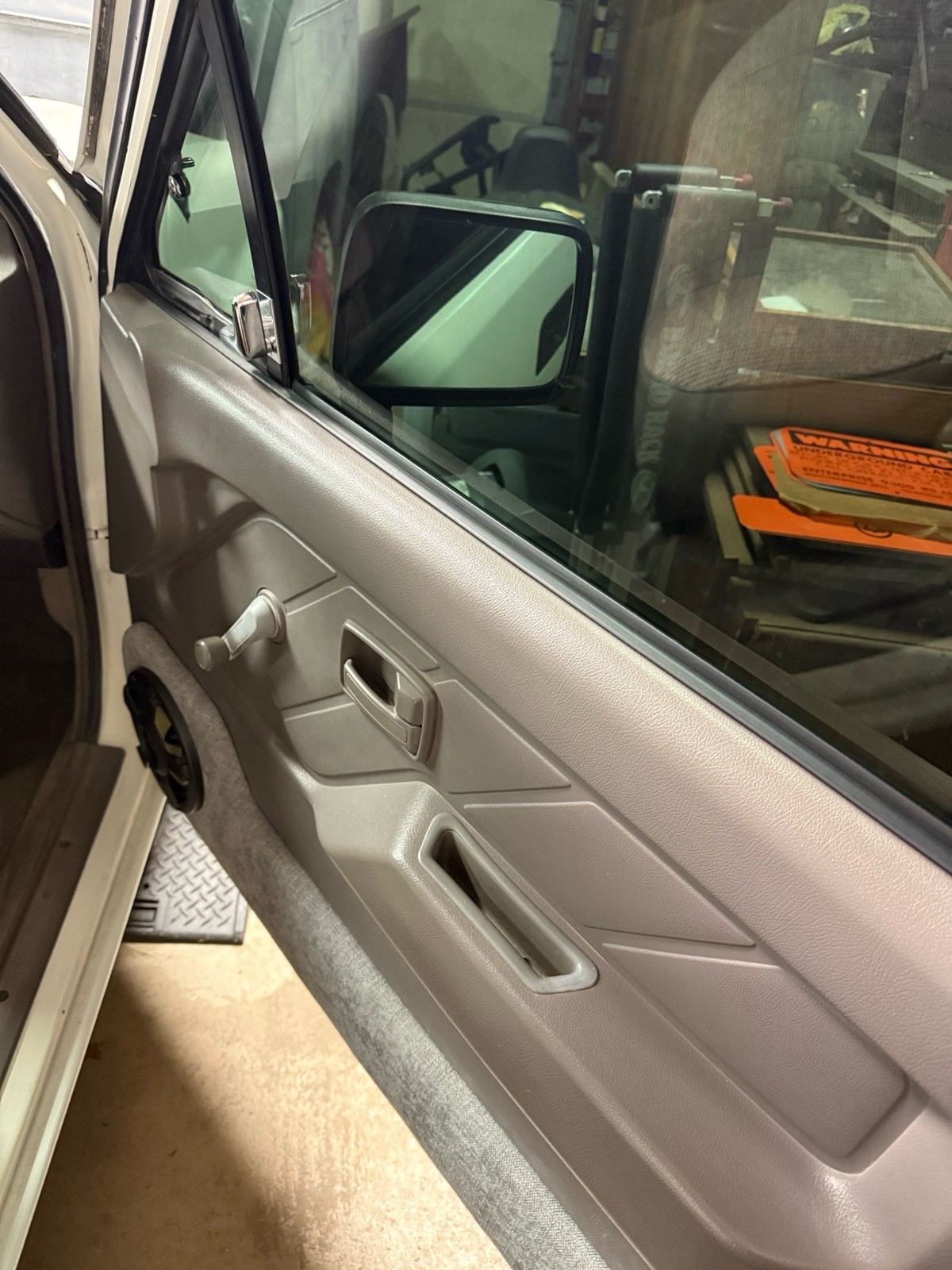 Isuzu-Conventional-1991-13