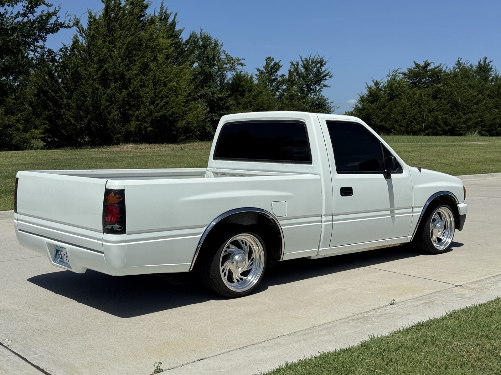 Isuzu-Conventional-1991-3