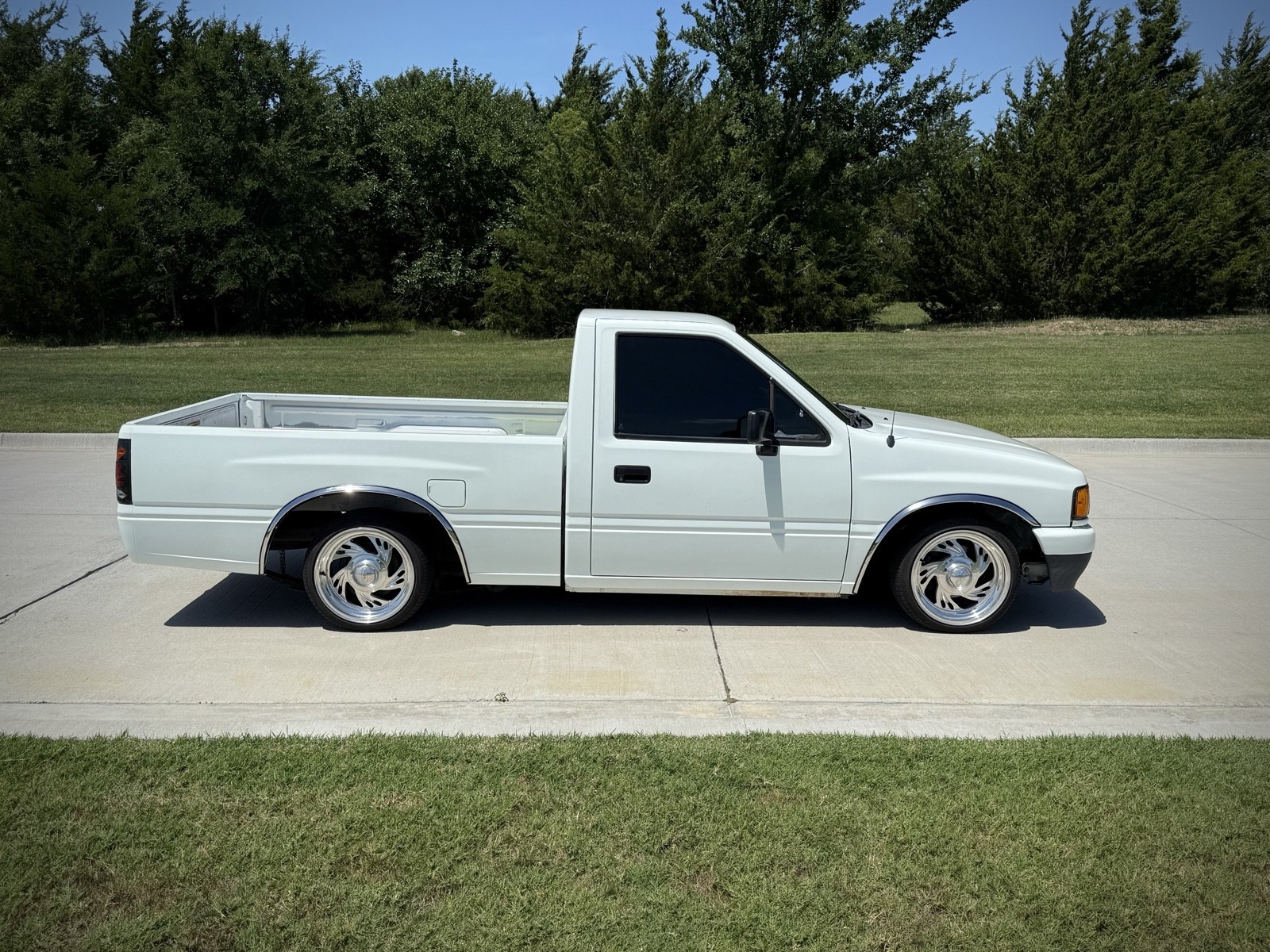 Isuzu-Conventional-1991