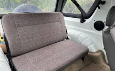 Isuzu-amigo-1990-12