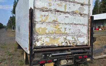 Isuzu-box-truck-diesel-1991-7