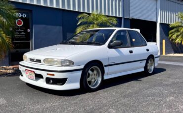 Isuzu-gemini-1991-white-10