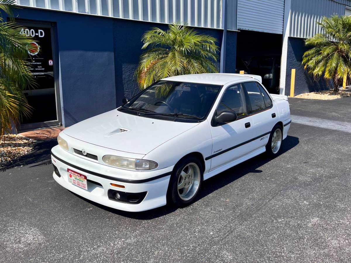 Isuzu-gemini-1991-white-11