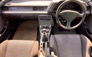 Isuzu-gemini-1991-white-15