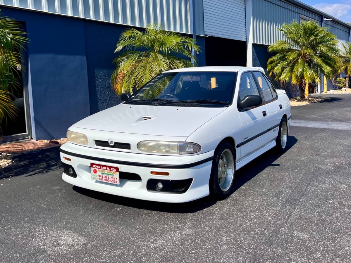 Isuzu-gemini-1991-white-16