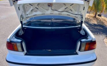 Isuzu-gemini-1991-white-19