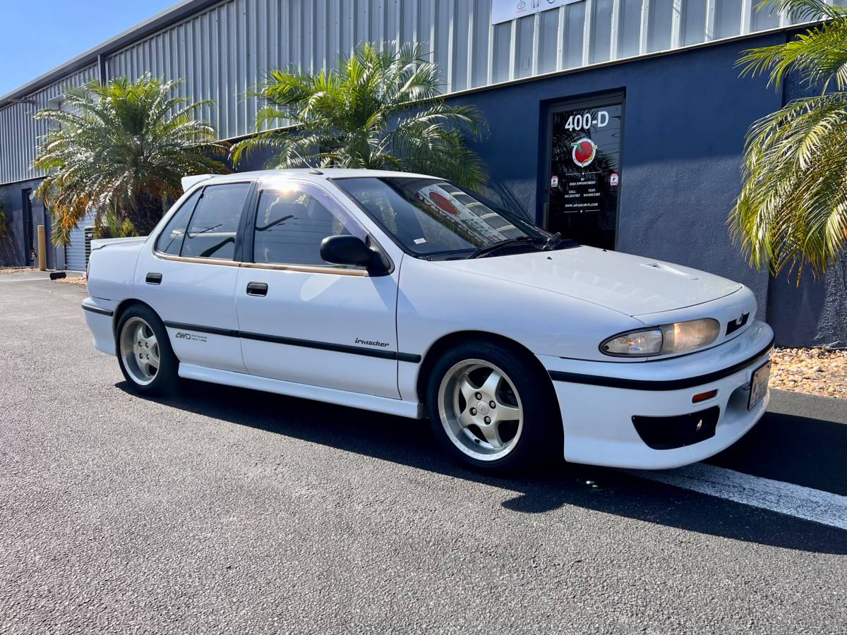 Isuzu-gemini-1991-white-2