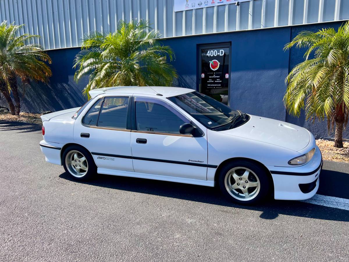 Isuzu-gemini-1991-white-3