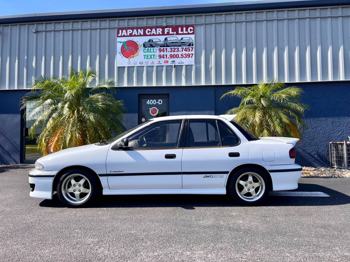 Isuzu-gemini-1991-white-8