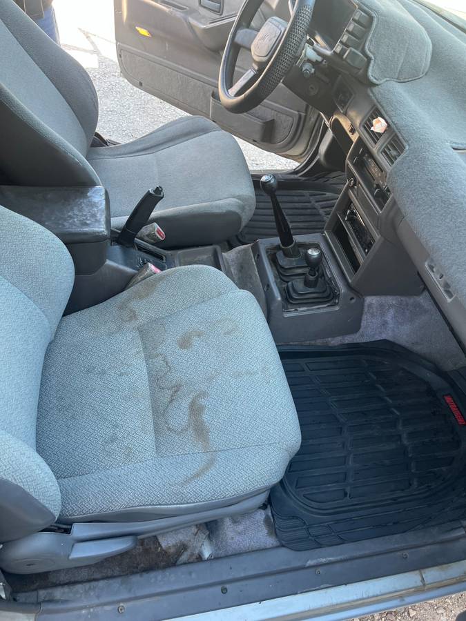 Isuzu-rodeo-1994-silver-6