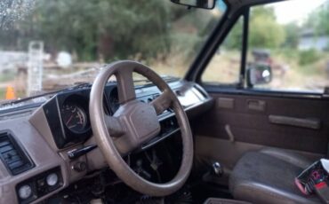 Isuzu-trooper-1989-1