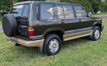 Isuzu-trooper-1992-1