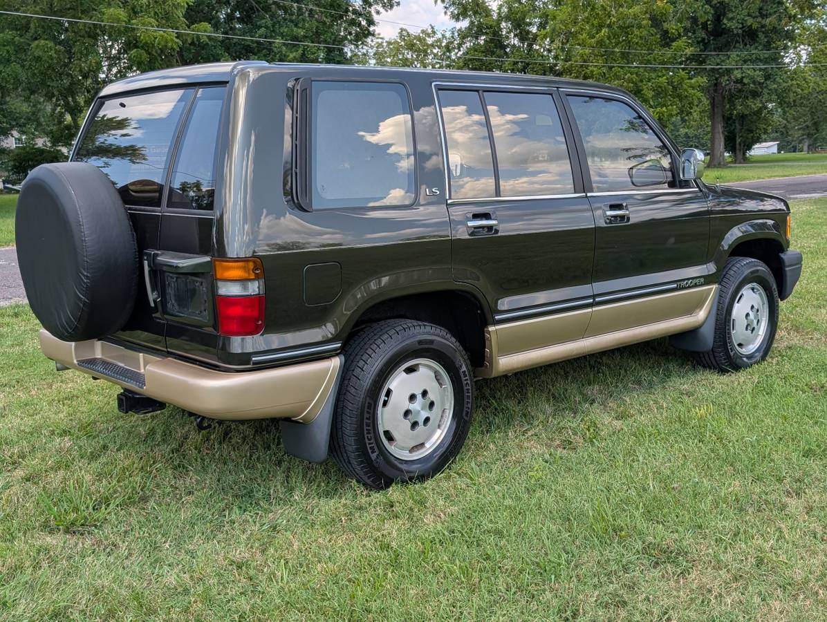 Isuzu-trooper-1992-1