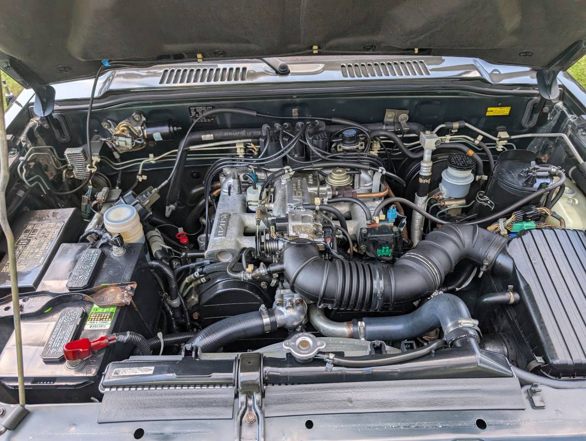 Isuzu-trooper-1992-15