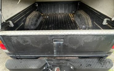 Isuzu-truck-1990-black-17