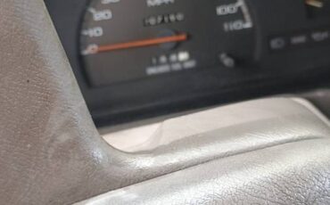 Isuzu-truck-1990-black-8