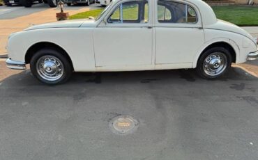 Jaguar-1959-white