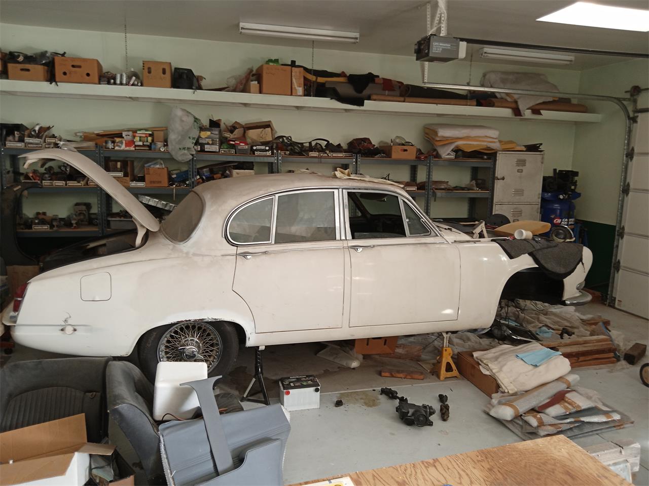 Jaguar-420-1967-Brown-Maroon-22