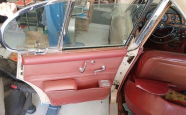 Jaguar-420-1967-Brown-Maroon-24