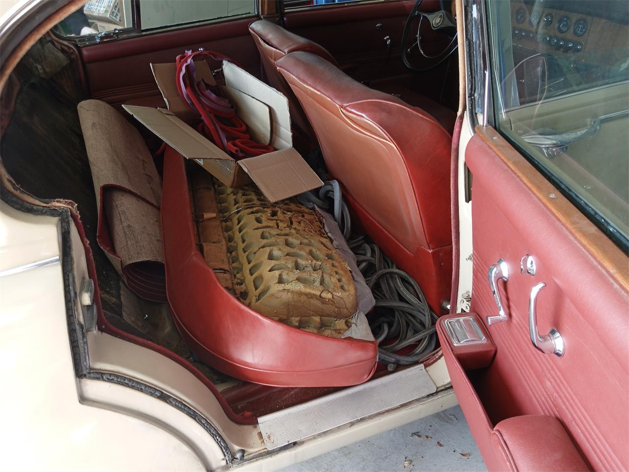 Jaguar-420-1967-Brown-Maroon-29