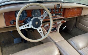 Jaguar-420g-1969-green-12