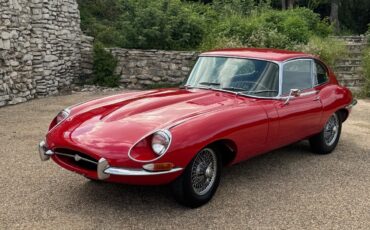Jaguar-E-Type-1967-Coupe-22-1