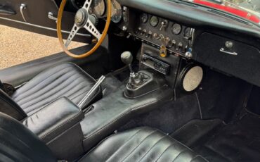Jaguar-E-Type-1967-Coupe-22-10