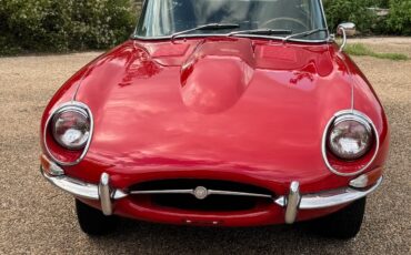 Jaguar-E-Type-1967-Coupe-22-2