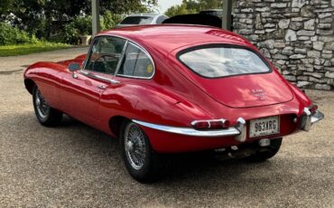 Jaguar-E-Type-1967-Coupe-22-3