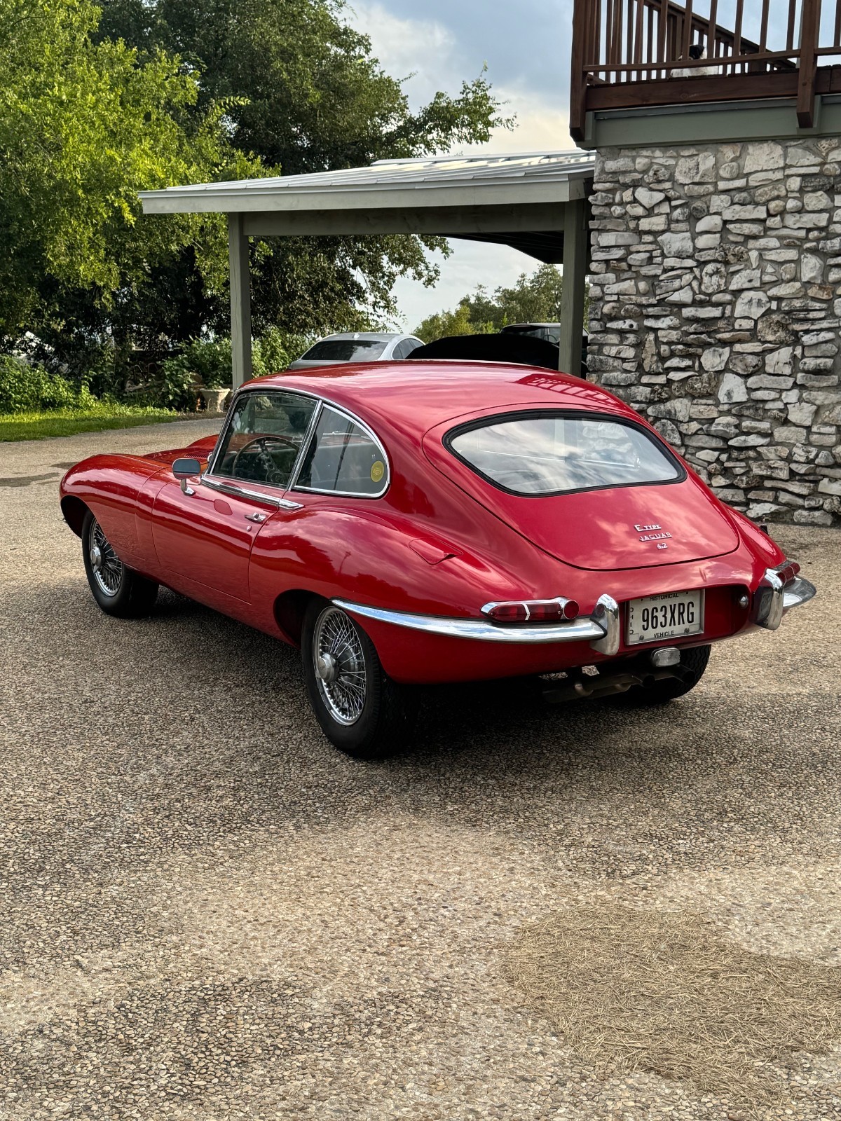 Jaguar-E-Type-1967-Coupe-22-3