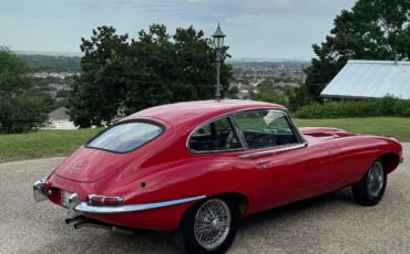 Jaguar-E-Type-1967-Coupe-22-4
