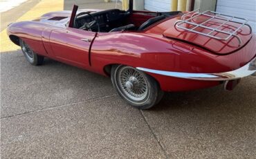 Jaguar-E-Type-1969-10