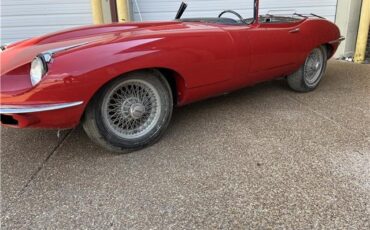 Jaguar-E-Type-1969-11