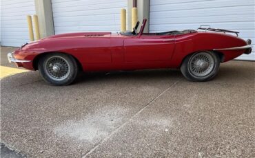 Jaguar-E-Type-1969-12