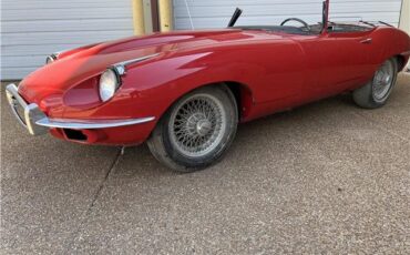 Jaguar-E-Type-1969-13