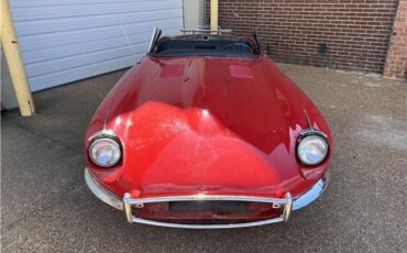 Jaguar-E-Type-1969-5