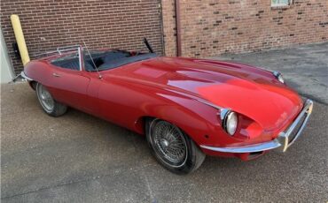 Jaguar-E-Type-1969-6