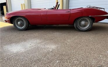 Jaguar-E-Type-1969-9
