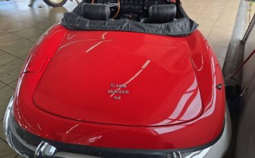 Jaguar-E-Type-1969-Convertible-3