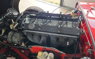 Jaguar-E-Type-1969-Convertible-7