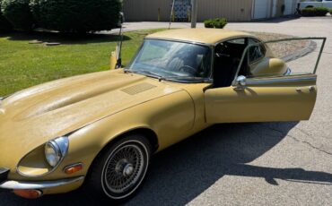 Jaguar-E-Type-1973-Coupe-4