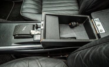 Jaguar-E-Type-1974-Convertible-36