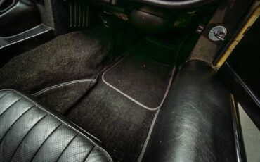 Jaguar-E-Type-1974-Convertible-39