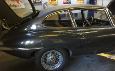 Jaguar-E-type-1968-Gray-Blue-13