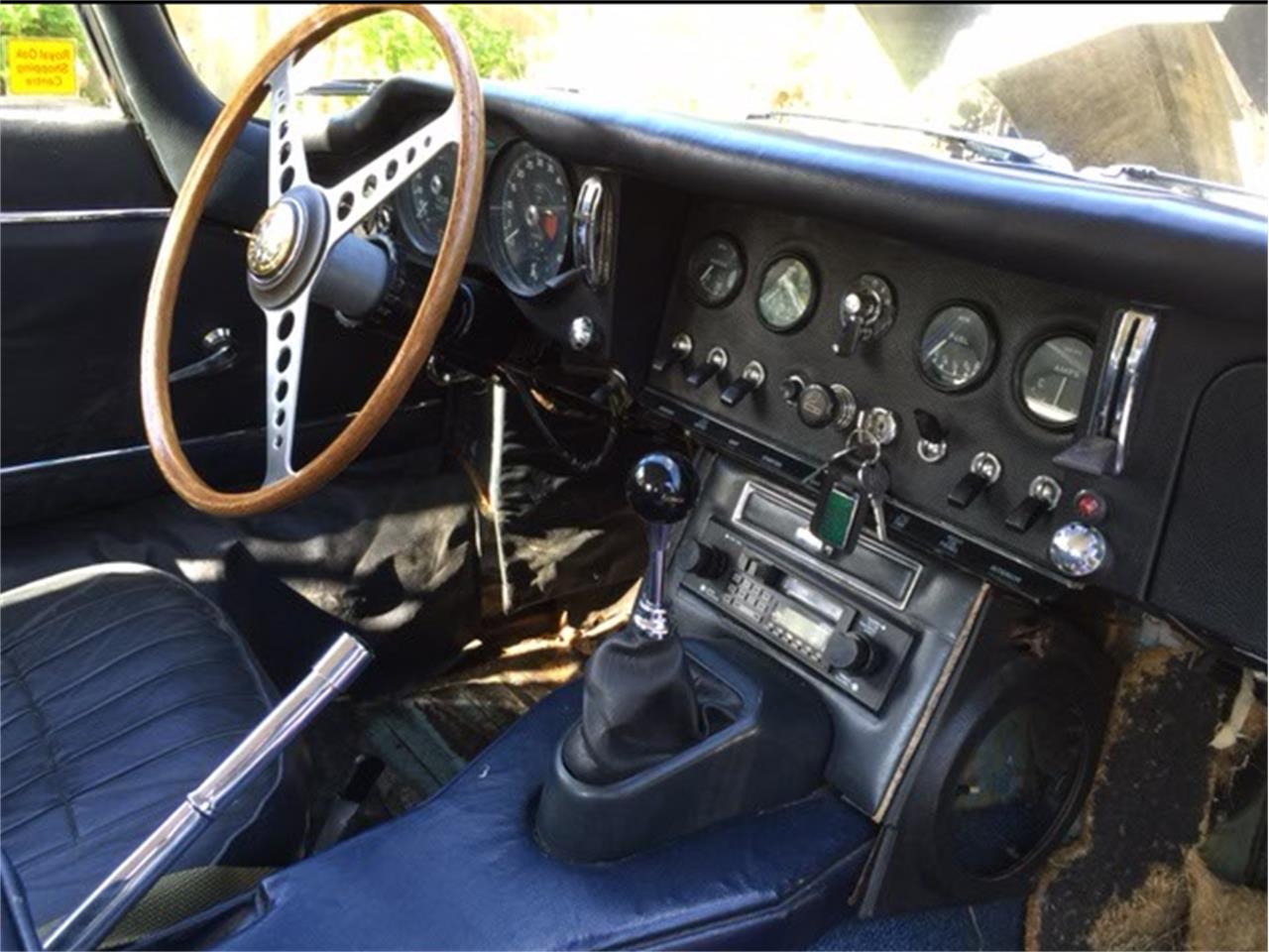 Jaguar-E-type-1968-Gray-Blue-17